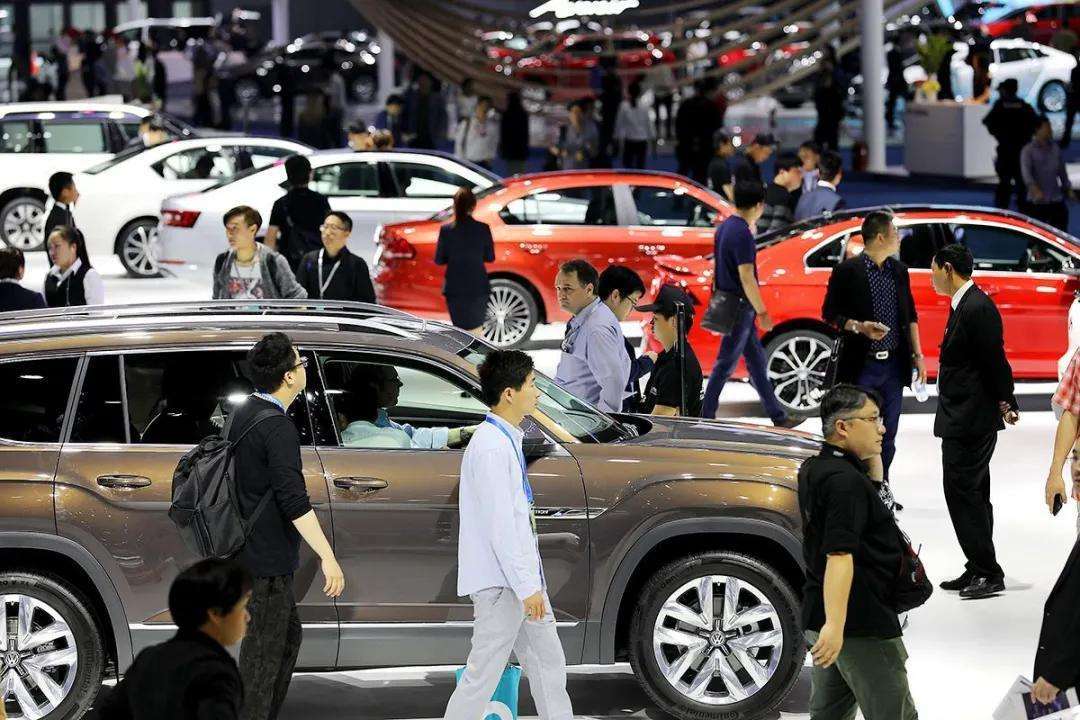 交付拖延、加价交车，这一届准车主提车到底有多难？休闲区蓝鸢梦想 - Www.slyday.coM