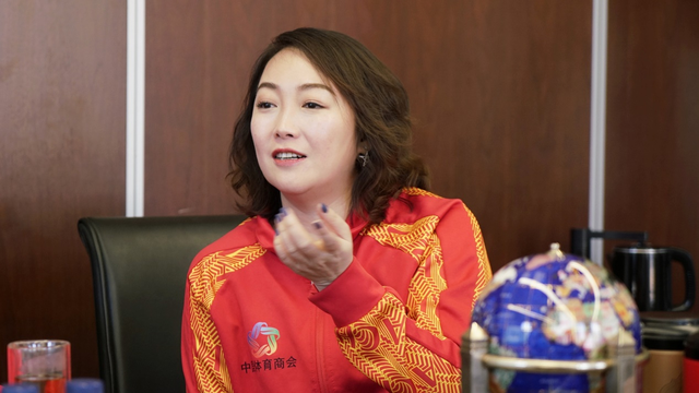 中国自由体操世界冠军奎媛媛老师也表达了对双方成功合作的真诚祝愿