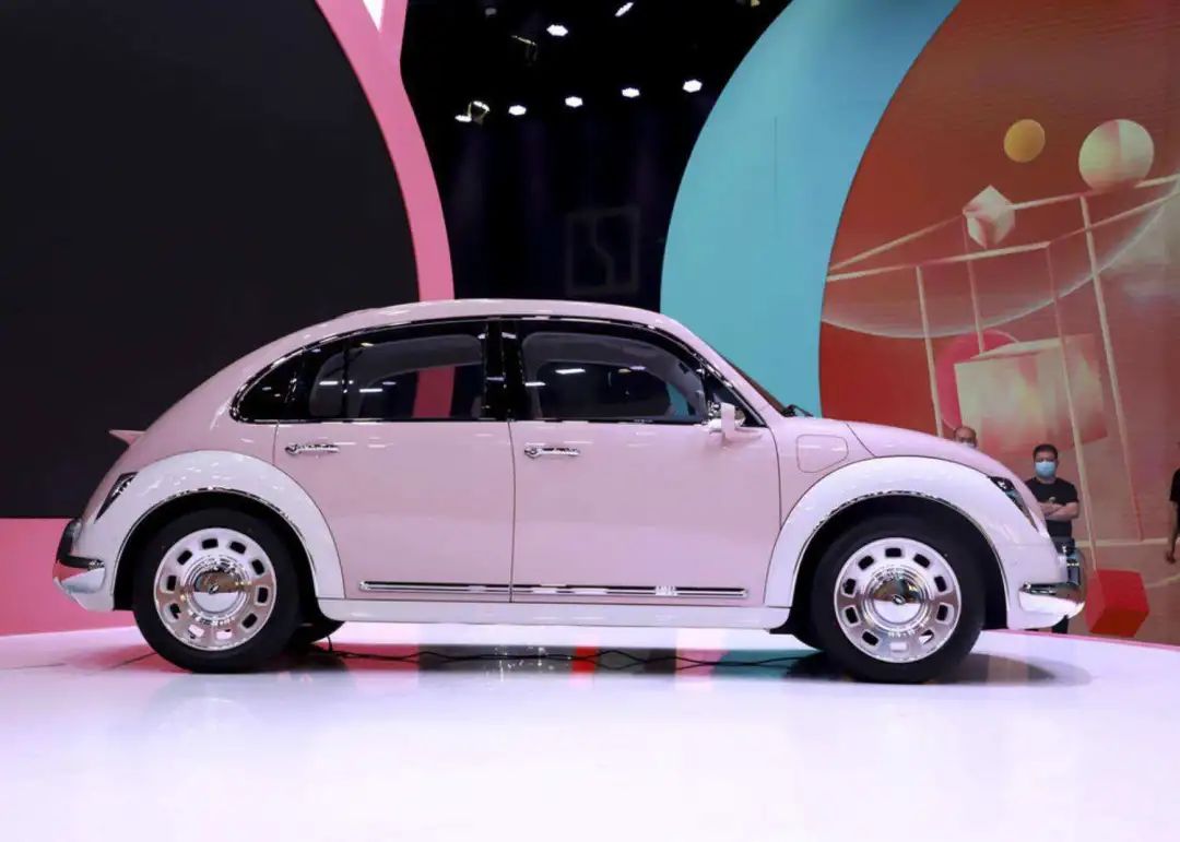 长城版甲壳虫欧拉芭蕾猫正式下线售价或定20万左右