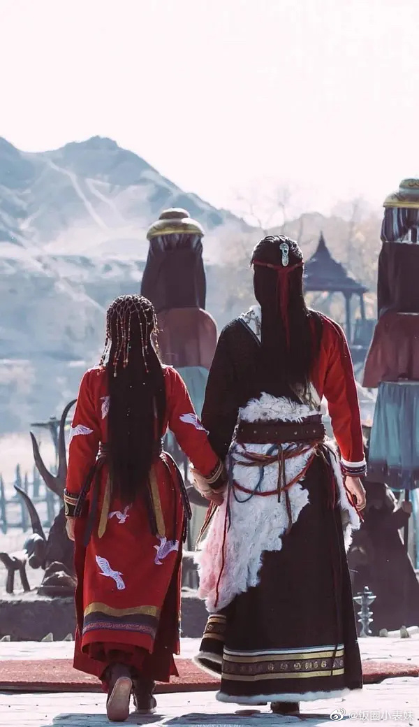 连背影都配一脸的影视剧cp你狠狠磕了哪对