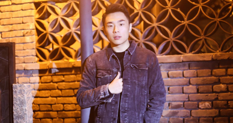 被前妻控诉家暴出轨，德云社张九南发文回应：等判决，自有公道休闲区蓝鸢梦想 - Www.slyday.coM