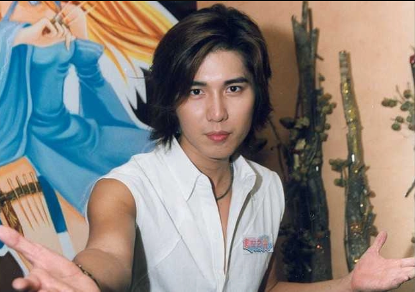 可米小子20年2人退圈2人去世一本不忍翻阅的青春纪念册