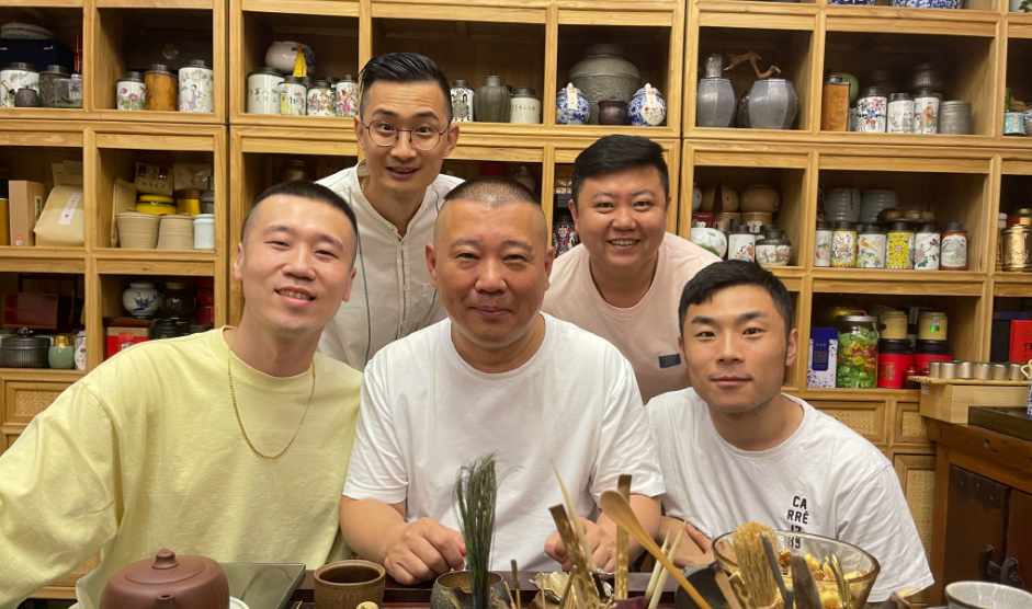 被前妻控诉家暴出轨，德云社张九南发文回应：等判决，自有公道休闲区蓝鸢梦想 - Www.slyday.coM