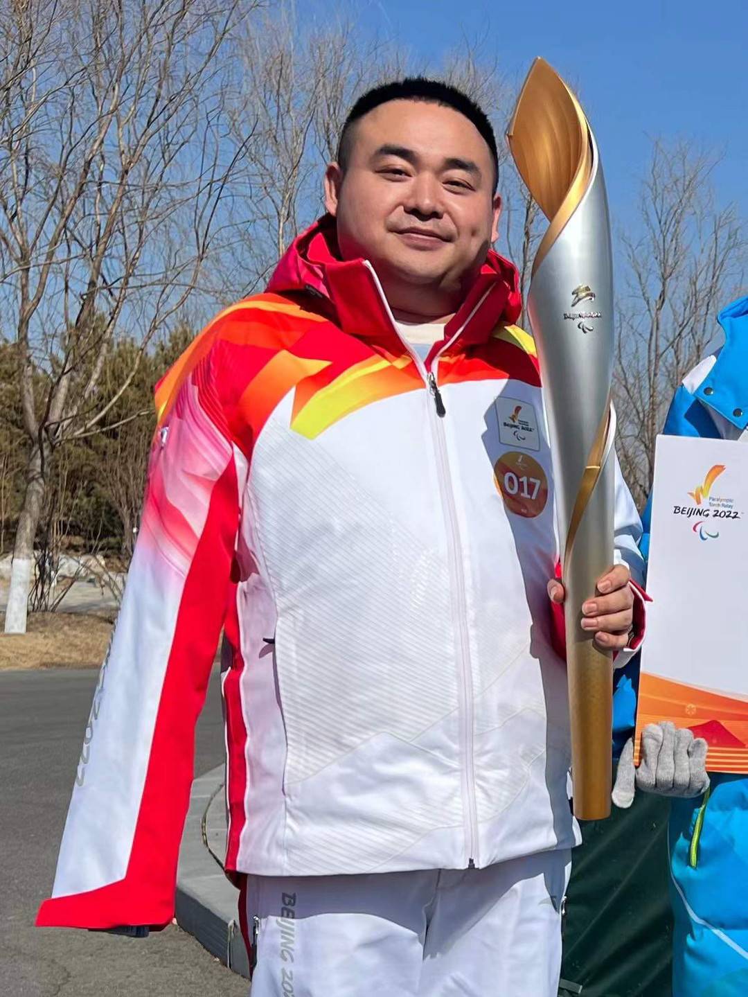 北京冬残奥会火炬手“四川可乐男孩”传递正能量休闲区蓝鸢梦想 - Www.slyday.coM