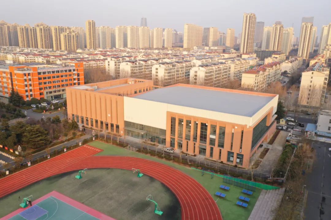 首战日照一中赢了实验高中这一场馆今迎全国大赛检验