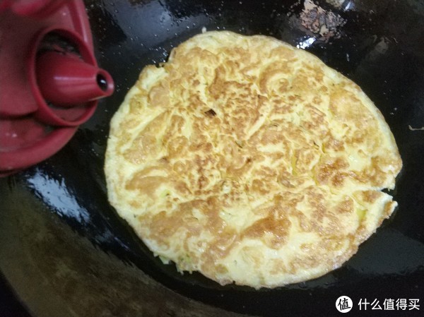 葱花煎蛋不成形？教你几个技巧，包你一次就能煎成型休闲区蓝鸢梦想 - Www.slyday.coM