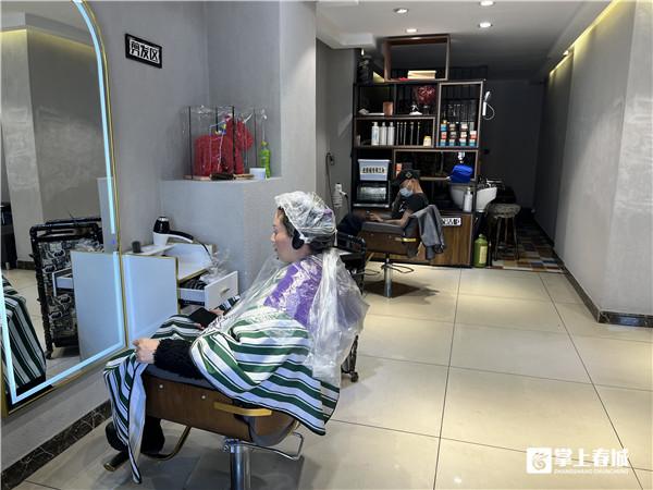 明天“龙抬头”，托尼友情提醒：要剃头，先预约休闲区蓝鸢梦想 - Www.slyday.coM