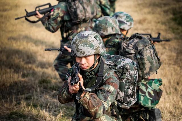 春季大练兵火箭军某部持续掀起实战化训练热潮