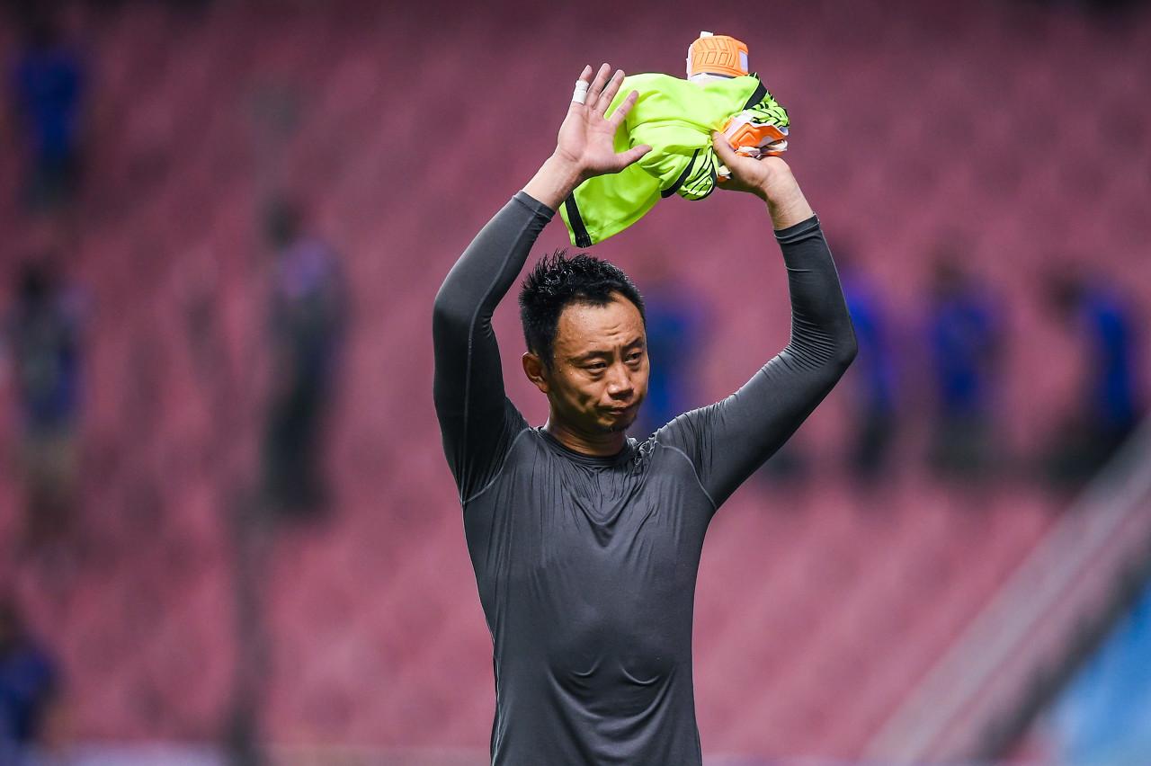 记者:恒大申花名宿李帅新赛季正式退役,担任申花守门员教练|申花|李帅