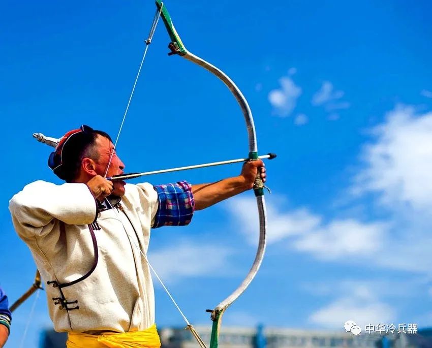 三眼铳还是弓箭?__财经头条