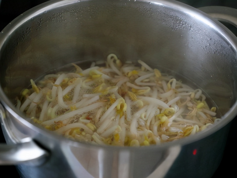 煎馅子，河南人二月二龙抬头这天一定要吃休闲区蓝鸢梦想 - Www.slyday.coM