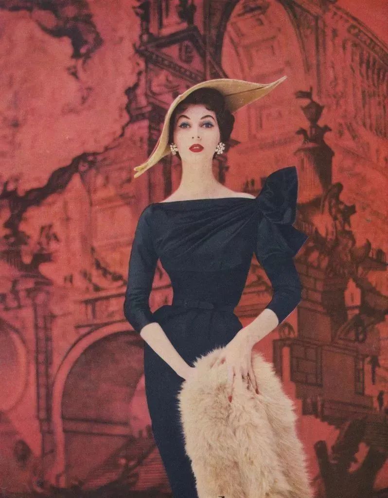 盖尔·加朵|女性|迪奥_新浪新闻