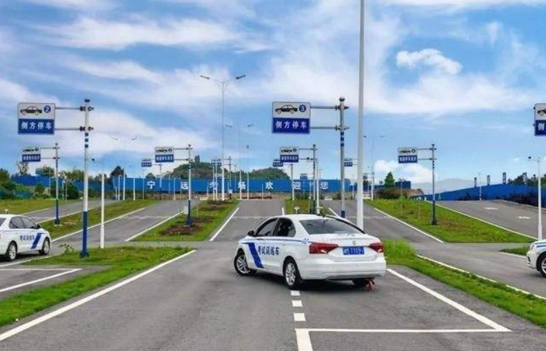 科三考试通过率低为啥驾校只让练3天都是为了大家着想