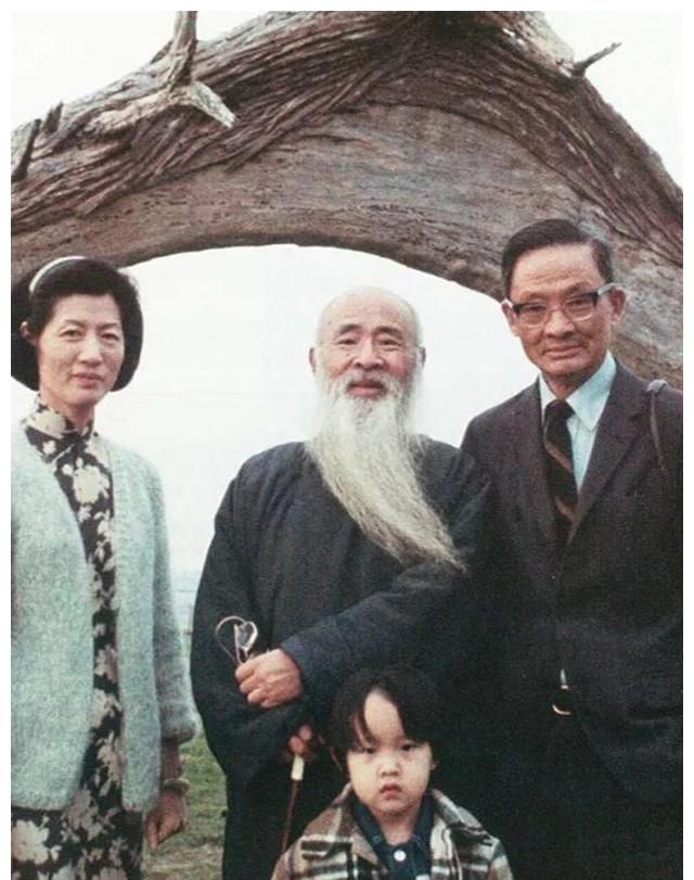 张大千和自己女儿的闺蜜结婚儿子张心建生活艰苦结局令人惋