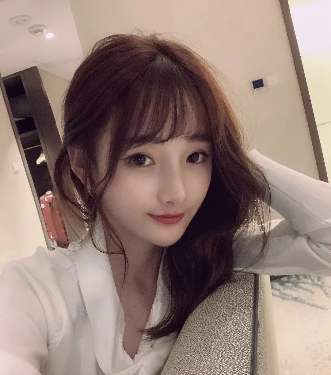 22岁博主留遗书自杀,曾实名举报某高管权色交易,拒绝百万封口费休闲区蓝鸢梦想 - Www.slyday.coM 22岁博主留遗书自杀,曾实名举报某高管权色交易,拒绝百万封口费休闲区蓝鸢梦想 - Www.slyday.coM