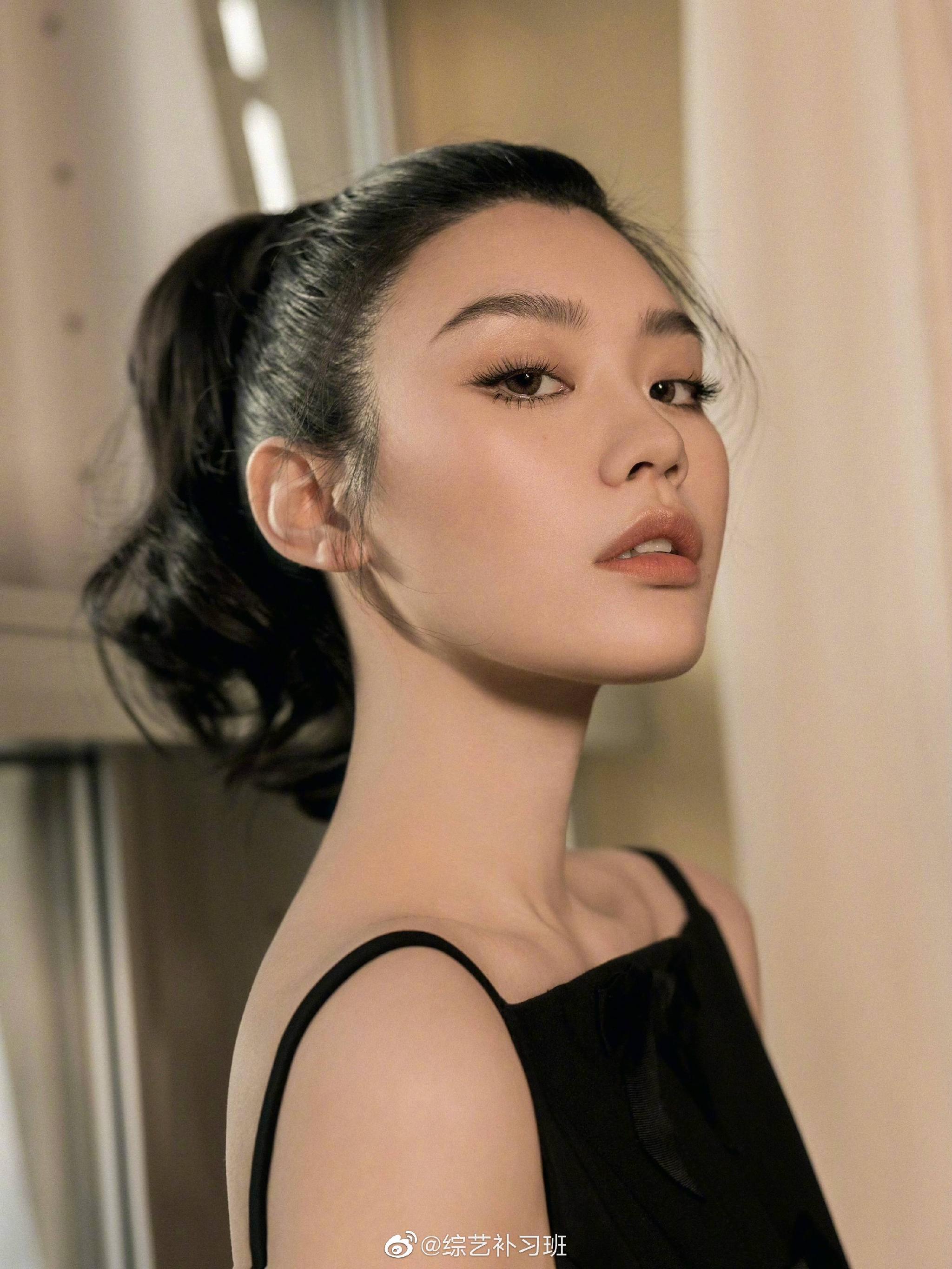 奚梦瑶超模大片姐姐这身材保持的太好了吧