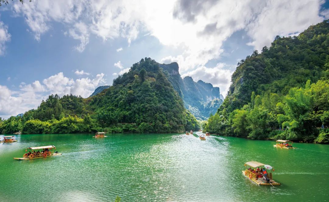 放假通知！贵州多家景区推出“3·8”妇女节优惠活动！休闲区蓝鸢梦想 - Www.slyday.coM