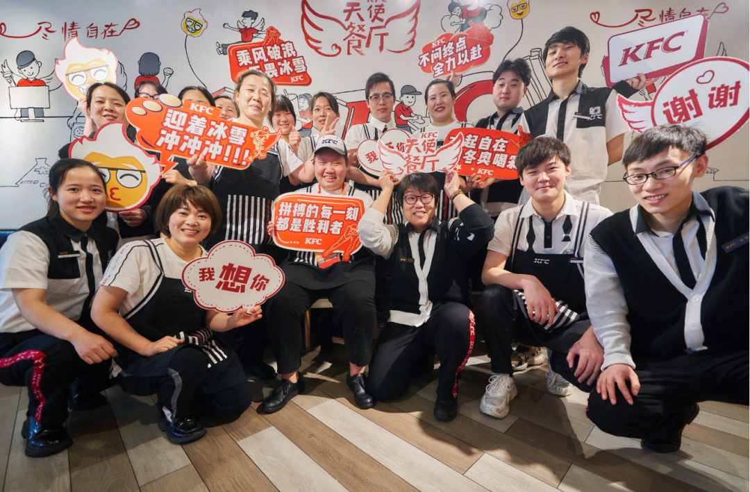 河南残疾女孩圆梦2022北京冬残奥会火炬手休闲区蓝鸢梦想 - Www.slyday.coM