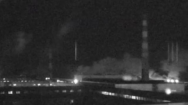 乌克兰扎波罗热核电站起火 爆炸危害是切尔诺贝利10倍休闲区蓝鸢梦想 - Www.slyday.coM