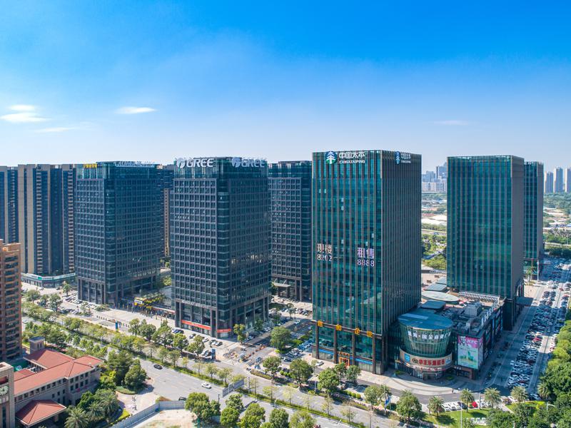 智慧新城写字楼群./佛山日报记者符诗贺摄(资料图)