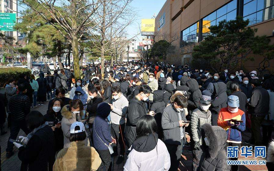 韩国新冠新增死亡病例创新高，总理金富谦确诊新冠休闲区蓝鸢梦想 - Www.slyday.coM