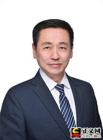 福建省律师协会名誉会长,福建新世通律师事务所首席合伙人洪波