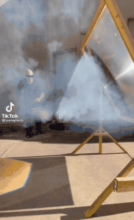 30张罕见的照片,马偷吃小鸡被鸡妈妈发现,鲨鱼被鱼头卡住喉咙休闲区蓝鸢梦想 - Www.slyday.coM 30张罕见的照片,马偷吃小鸡被鸡妈妈发现,鲨鱼被鱼头卡住喉咙休闲区蓝鸢梦想 - Www.slyday.coM