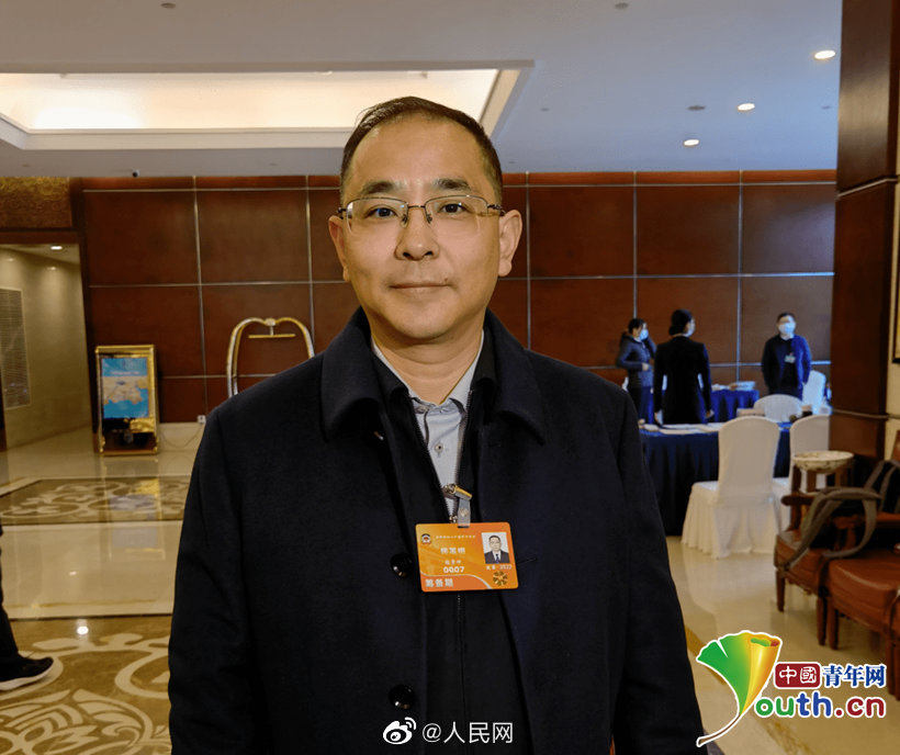 徐景坤委员：建议硕士研究生招生改为申请制休闲区蓝鸢梦想 - Www.slyday.coM