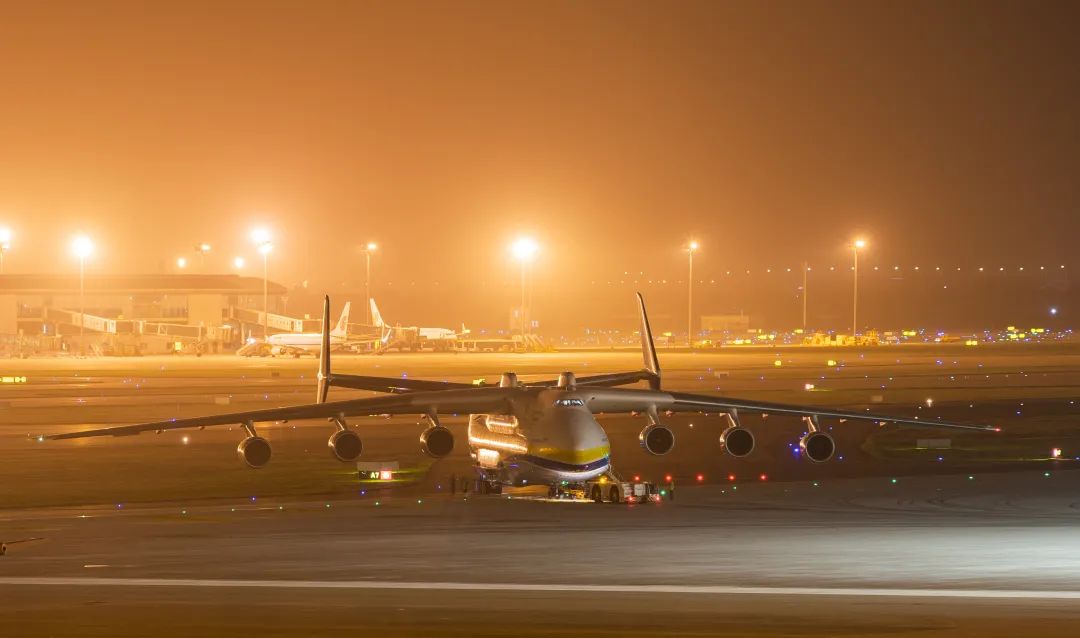 世界最大飞机安休闲区蓝鸢梦想 - Www.slyday.coM