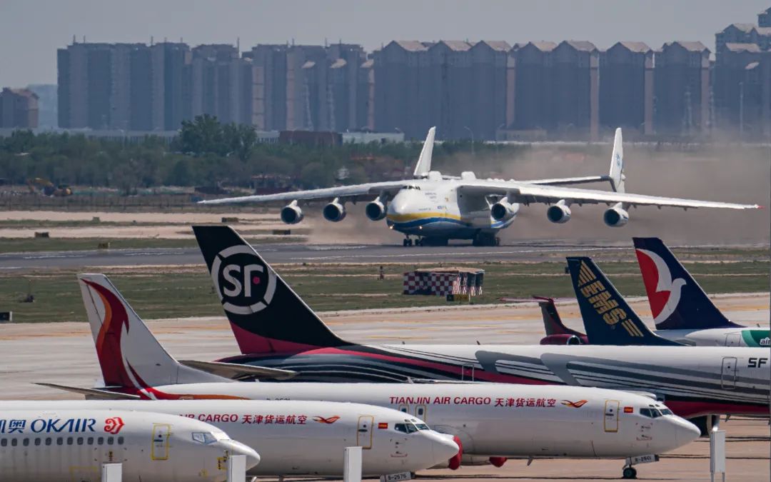 世界最大飞机安休闲区蓝鸢梦想 - Www.slyday.coM