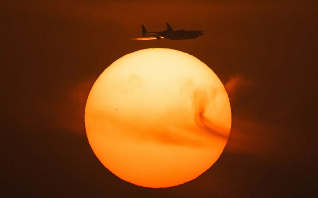 世界最大飞机安休闲区蓝鸢梦想 - Www.slyday.coM