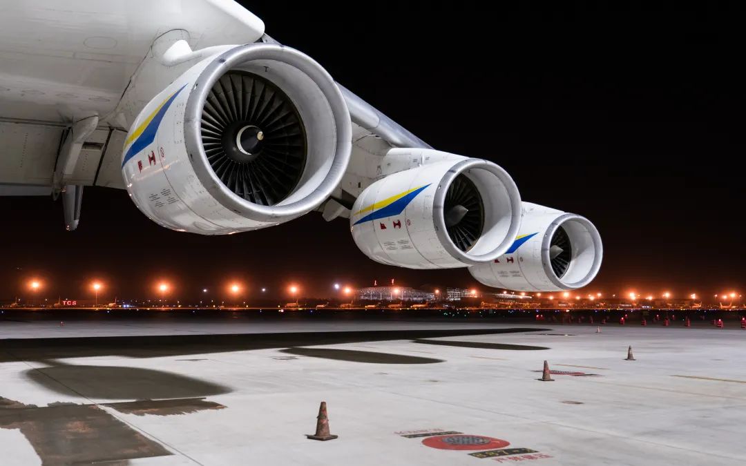 世界最大飞机安休闲区蓝鸢梦想 - Www.slyday.coM