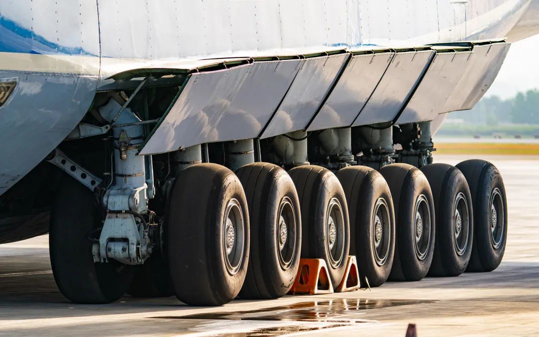 世界最大飞机安休闲区蓝鸢梦想 - Www.slyday.coM