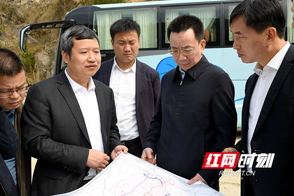 易湘东赴炎陵,茶陵调研公路工作|茶陵|生态农业_新浪新闻