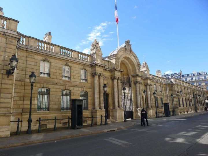 马克龙宣布竞选法国总统寻求连任 胜算几何？休闲区蓝鸢梦想 - Www.slyday.coM