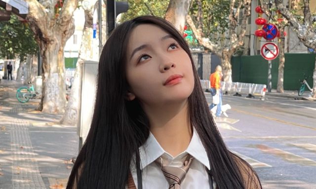 秦牛正威新剧开机,搭档男演员亮相,网友说怪不得叫《好汉饶命》休闲区蓝鸢梦想 - Www.slyday.coM 秦牛正威新剧开机,搭档男演员亮相,网友说怪不得叫《好汉饶命》休闲区蓝鸢梦想 - Www.slyday.coM