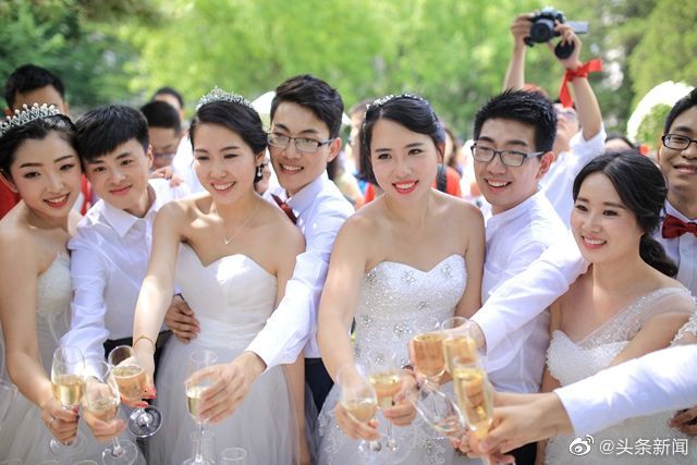 人大代表建议鼓励在校研究生结婚生育休闲区蓝鸢梦想 - Www.slyday.coM