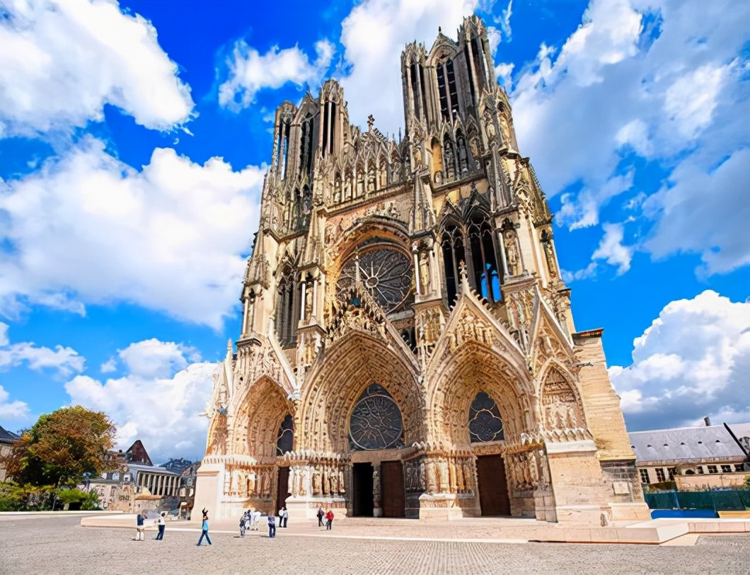 值得一游的法国香槟区法国香槟区酒乡之旅香槟区旅游指南