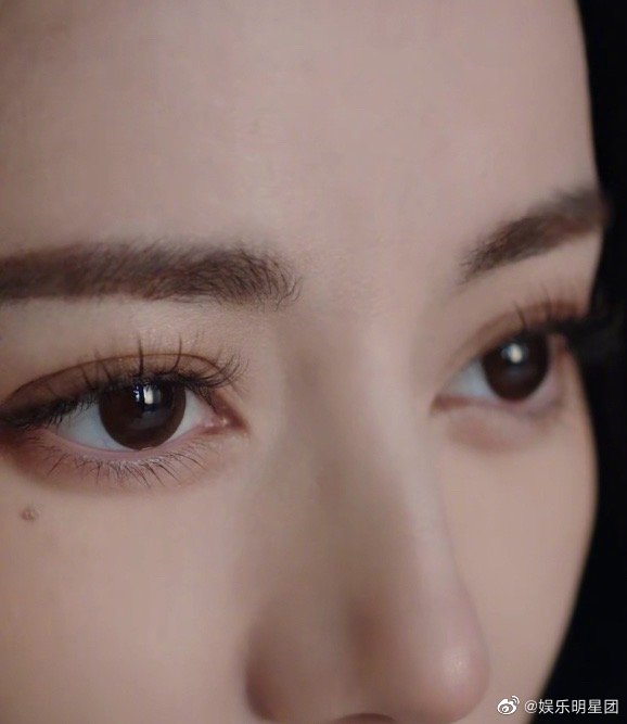 热巴真的太美了吧,春天和热巴一起来啦|迪丽热巴|春日_新浪新闻