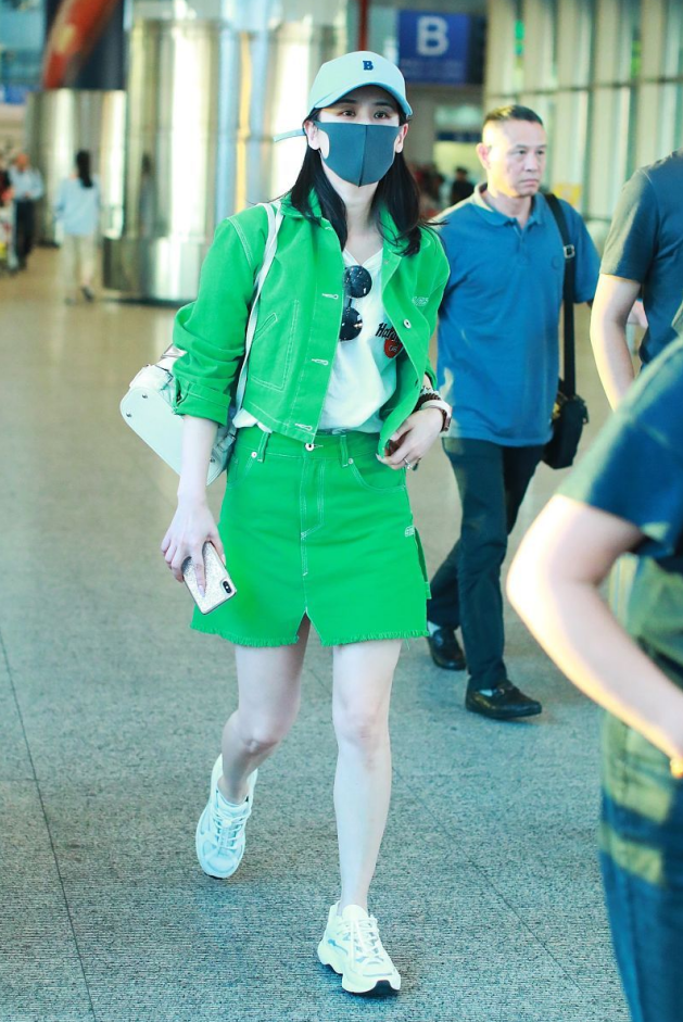 存在很多的踩雷效果,所以这就考验穿着的技巧,以及对搭配的时尚程度