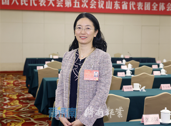 部分住鲁全国人大代表热议政府工作报告： 奋力勇前行 一起向未来休闲区蓝鸢梦想 - Www.slyday.coM