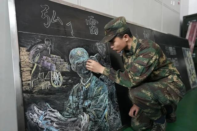 火箭军某部吹响学雷锋集结号