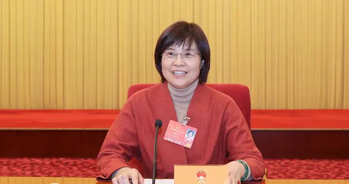 全国人大代表,江苏阳光董事长陈丽芬:建议中非纺织服装产业全方位合作