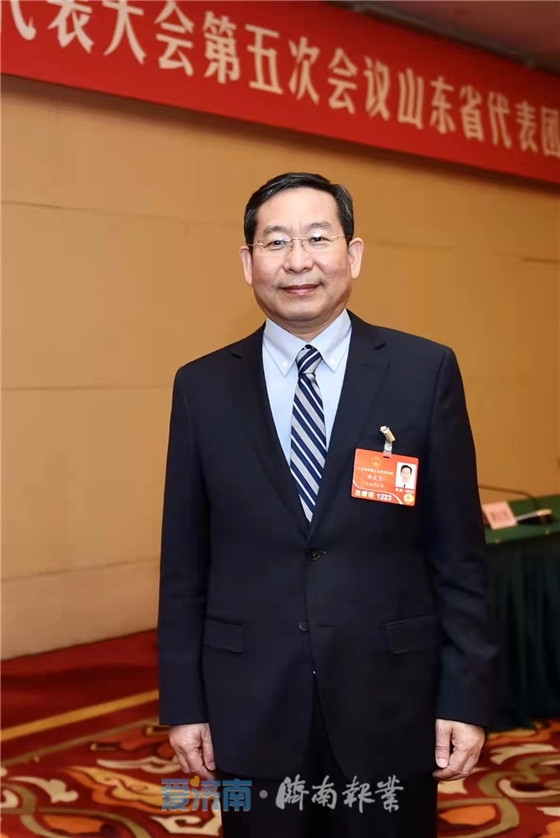 部分住鲁全国人大代表热议政府工作报告： 奋力勇前行 一起向未来休闲区蓝鸢梦想 - Www.slyday.coM