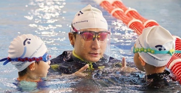 靠个人知名度引流方力申游泳学校一直亏钱感慨创业非一蹴而就