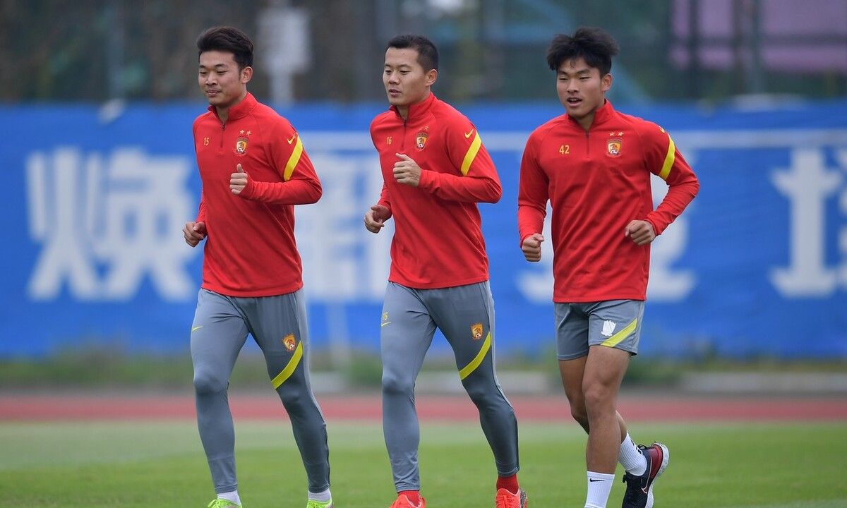 中超再无世界博黄博文入选国青教练团队退役只差官宣