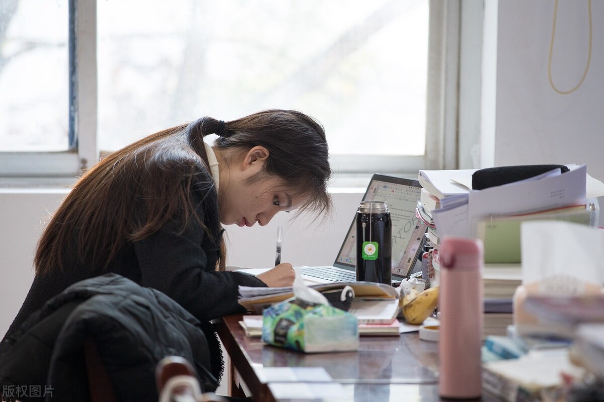 30岁以后考公务员有多难?考过的人才知道,一把辛酸泪休闲区蓝鸢梦想 - Www.slyday.coM 30岁以后考公务员有多难?考过的人才知道,一把辛酸泪休闲区蓝鸢梦想 - Www.slyday.coM