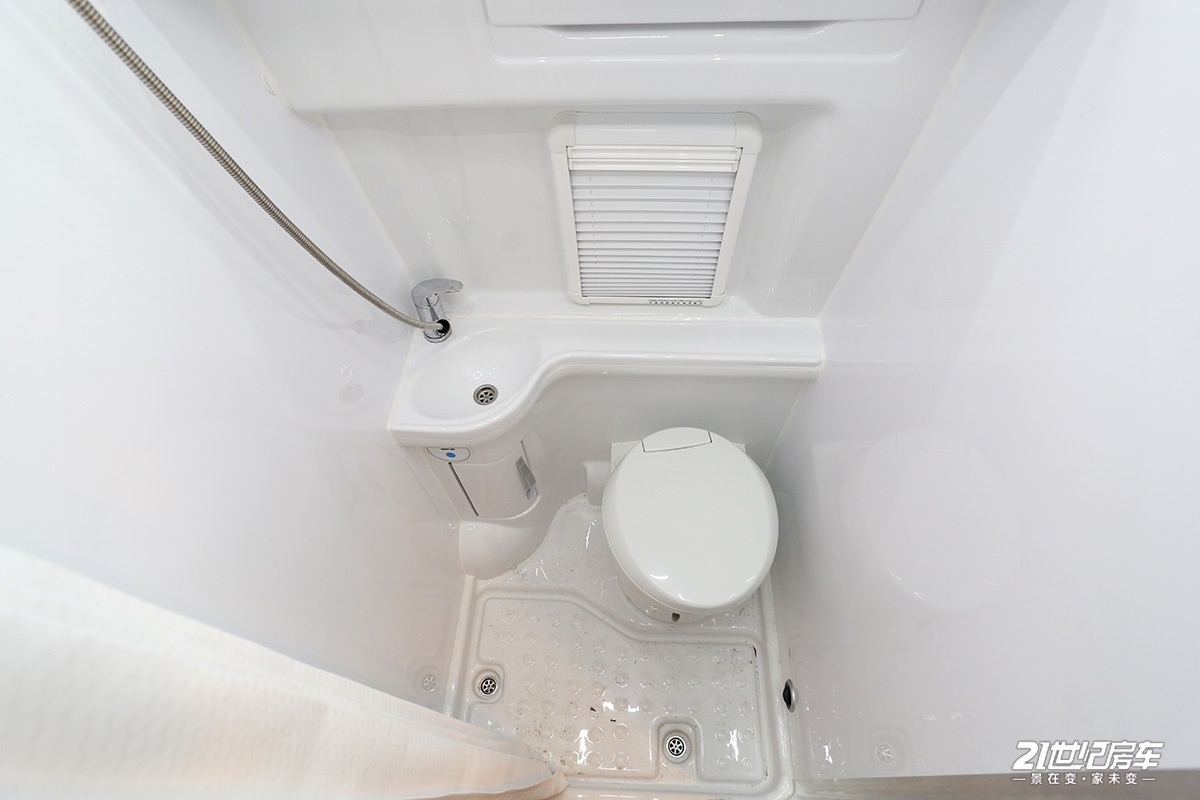 国产b级房车天花板瑞弗启界r700房车全新上市