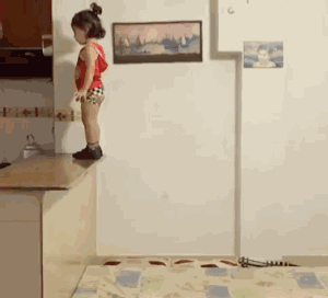 孩子学舞蹈,下腰动作不要过早练,5岁女孩因它高位截瘫休闲区蓝鸢梦想 - Www.slyday.coM 孩子学舞蹈,下腰动作不要过早练,5岁女孩因它高位截瘫休闲区蓝鸢梦想 - Www.slyday.coM