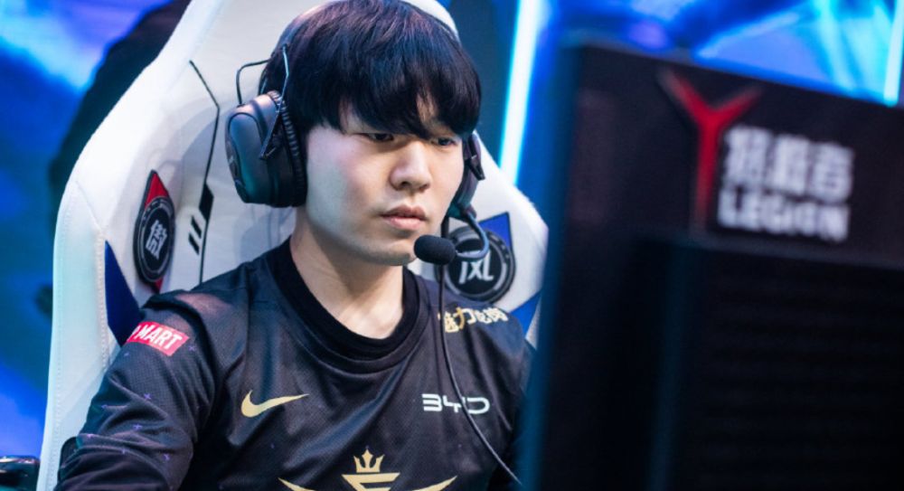 肉鸡差4击杀就超Uzi!下场战BLG,Uzi能否上场捍卫记录休闲区蓝鸢梦想 - Www.slyday.coM 肉鸡差4击杀就超Uzi!下场战BLG,Uzi能否上场捍卫记录休闲区蓝鸢梦想 - Www.slyday.coM